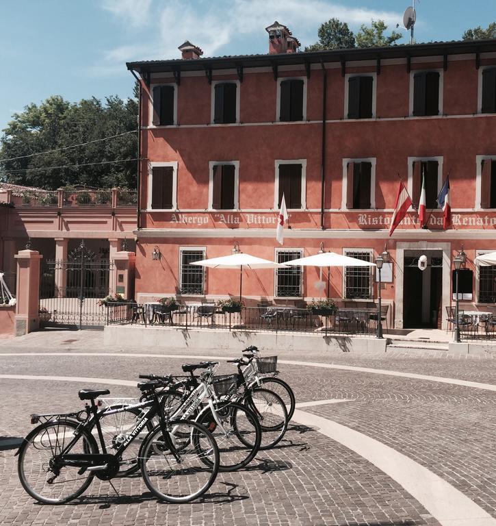 Hotel Ristorante Alla Vittoria Solferino Exterior foto