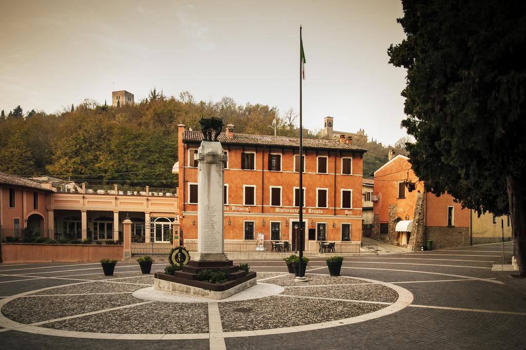 Hotel Ristorante Alla Vittoria Solferino Exterior foto