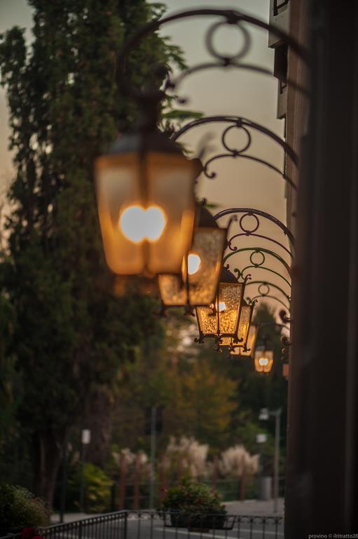 Hotel Ristorante Alla Vittoria Solferino Exterior foto